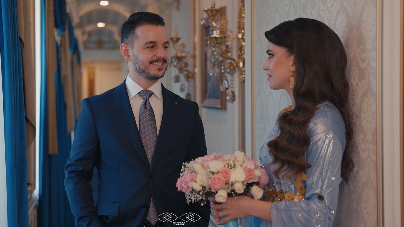 Havand Sibar Engagement Cover